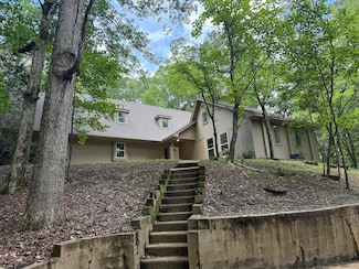 30 Stonewall Cove, Columbus, MS 39705