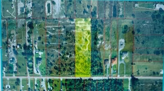 2908 43rd Ave NE, Naples, FL 34120