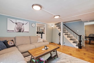 194 Pleasant St, Bristol, NH 03222