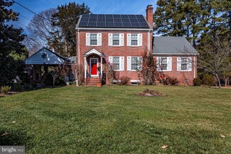 135 E Church St, Kilmarnock, VA 22482