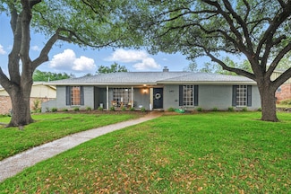 6405 Wilton Dr, Fort Worth, TX 76133