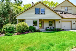 3 Wildwood Cir, Portland, ME 04103