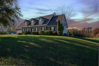 281 MacAllen Lake Rd, Carlock, IL 61725