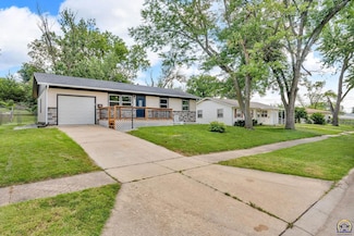 3620 SE Pennsylvania Ave, Topeka, KS 66605