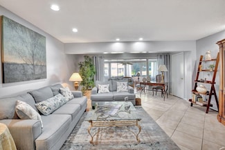 1600 NW 18th Ave Unit 104, Delray Beach, FL 33445
