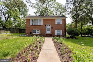 9113 Taylor St, Manassas, VA 20110