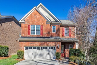 615 Bourton House Dr, Charlotte, NC 28211