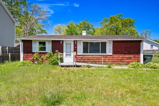 20 Taber St, Springfield, MA 01118