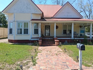 110 S Johnson St, Samson, AL 36477