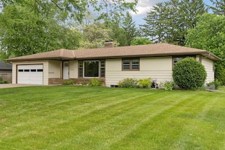 1616 Florida Ave N, Golden Valley, MN 55427