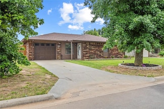 2104 Seth Ave, Weatherford, OK 73096
