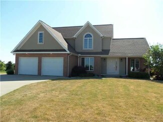 716 Greenview Ave, Delta, OH 43515