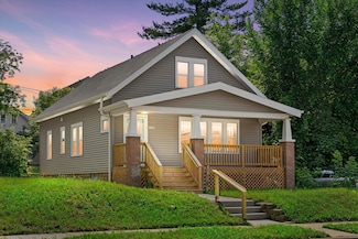 3342 N 24th St, Milwaukee, WI 53206