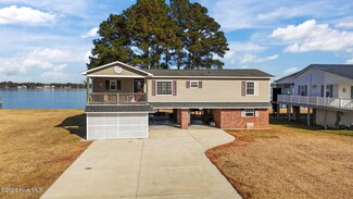 253 Portside Dr, Chocowinity, NC 27817