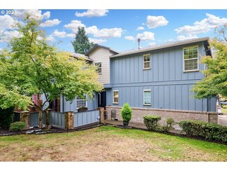 16902 Lower Meadows Dr, Lake Oswego, OR 97035