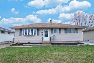 15356 Birchcroft Dr, Brookpark, OH 44142