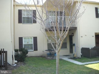 521 Old Forge Crossing, Devon, PA 19333