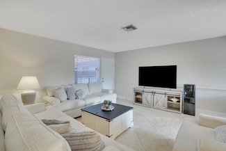 222 SW 1st St Unit H7, Pompano Beach, FL 33060