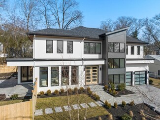 29 Westgate Rd, Newton Center, MA 02459