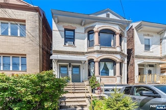 415 Gregory Ave Unit 2, Weehawken, NJ 07086