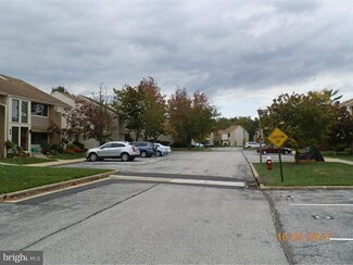 41 Viburnum Ln, Mount Laurel, NJ 08054
