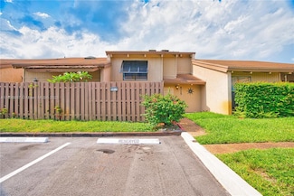 8015 SW 21st Ct, Davie, FL 33324