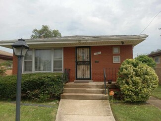 12837 S Aberdeen St, Calumet Park, IL 60827