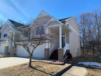 4830 63rd St, Urbandale, IA 50322