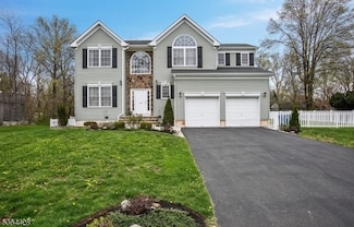 94 Pearl St, Bridgewater, NJ 08807