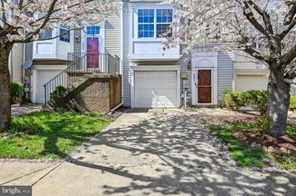 8841 Hawthorne Ct, Ellicott City, MD 21043
