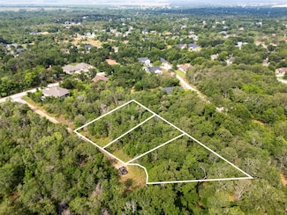 116 Waimalu Cove, Bastrop, TX 78602