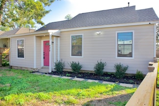 428 Van Molan St, Houston, TX 77022