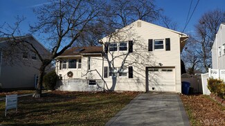 14 Jupiter St, Colonia, NJ 07067