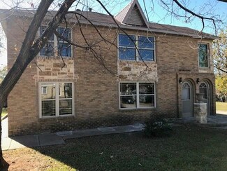 2800 Primrose Ave, Fort Worth, TX 76111