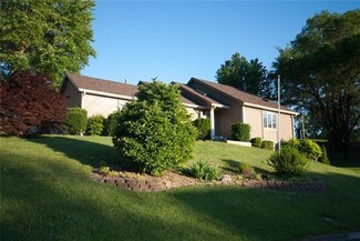 227 NW Foxtail Ct, Lees Summit, MO 64064