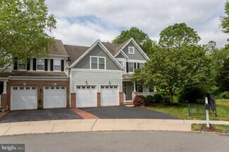 625 Heath Ct, Lambertville, NJ 08530