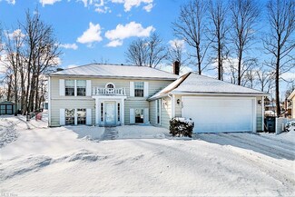 5882 Sequoia Ct, Mentor On the Lake, OH 44060
