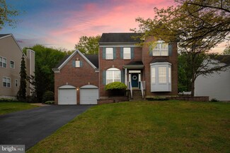 54 Bailly Dr, Burlington, NJ 08016