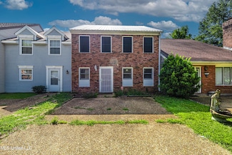 394 Brookwood Lake Place, Byram, MS 39272