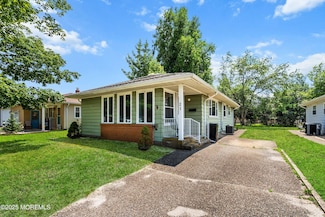 21 Christiansted St, Toms River, NJ 08757