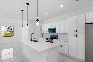 1024 Harwood Ave S, Lehigh Acres, FL 33974