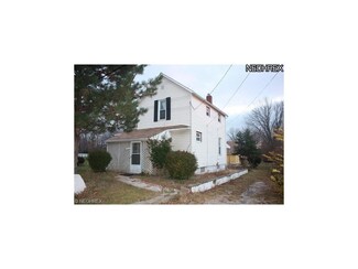 1936 Springfield Lake Blvd, Akron, OH 44312