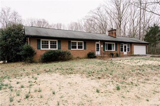 13083 Tower Rd, Doswell, VA 23047