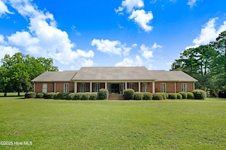 3509 Lakeview Trail, Kinston, NC 28504