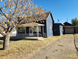520 N Perry St, Pampa, TX 79065