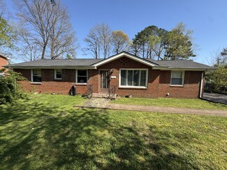 2511 Timberwood Dr, Clarksville, TN 37040