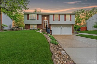 1368 Firethorne Dr, Mason, OH 45040