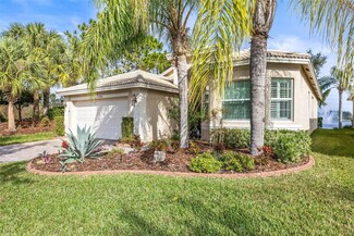 15902 Golden Lakes Dr, Wimauma, FL 33598