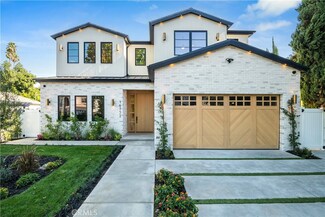 16752 Addison St, Encino, CA 91436