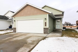 6048 78th Ave S, Horace, ND 58047